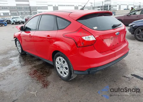 2012 Ford Focus Se z USA, uszkodzony, nr VIN 1FAHP3K28CL355263